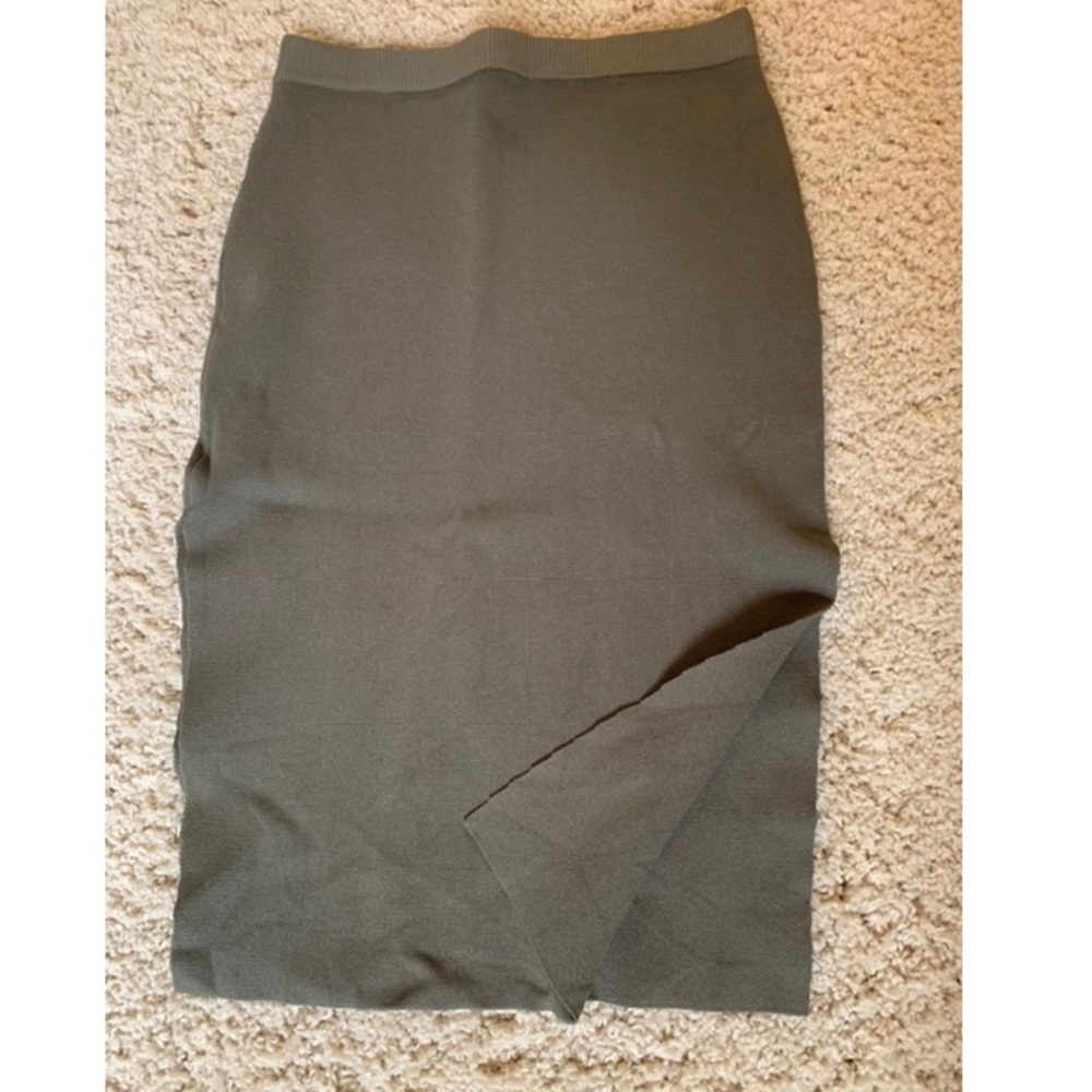 Olivaceous Knit Skirt w/ slits